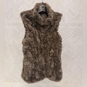 Reversible Faux Fur Teddy & Quilted Puffer Vest – Taupe/Green | Size S